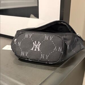 Black NY Patterned Hip Sack